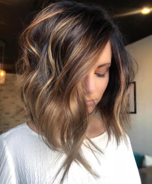 haircuts for women with shoulder length hair