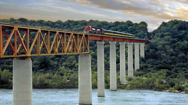 beautiful train routes- El Chepe, Mexico