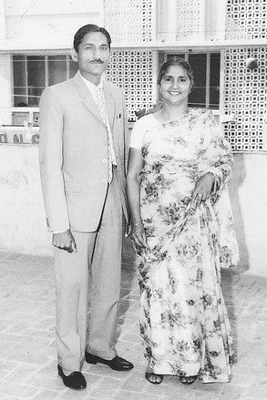 Dharampal Gulati with wife