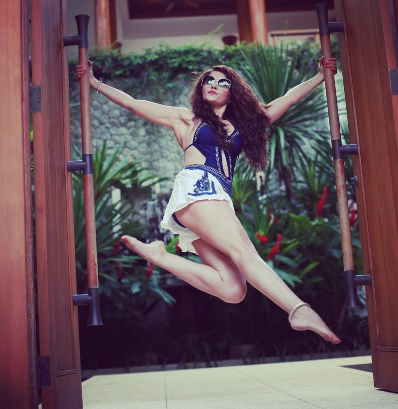 Rubina Dilaik Hot Photo