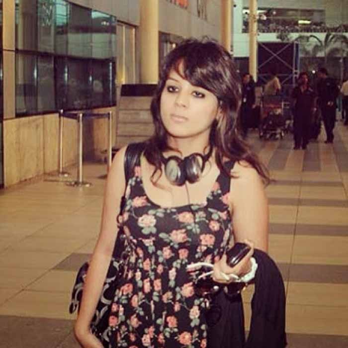 Sakshi Dhoni rare and unseen photos