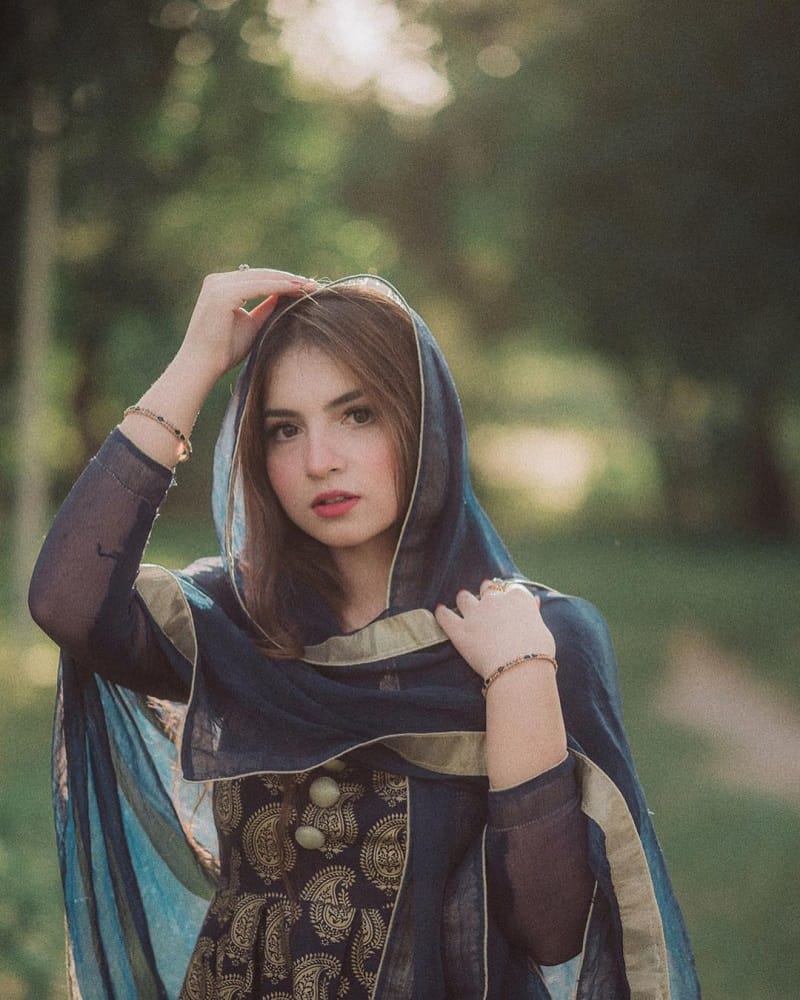 Dananeer Mobeen Pakistani Girl