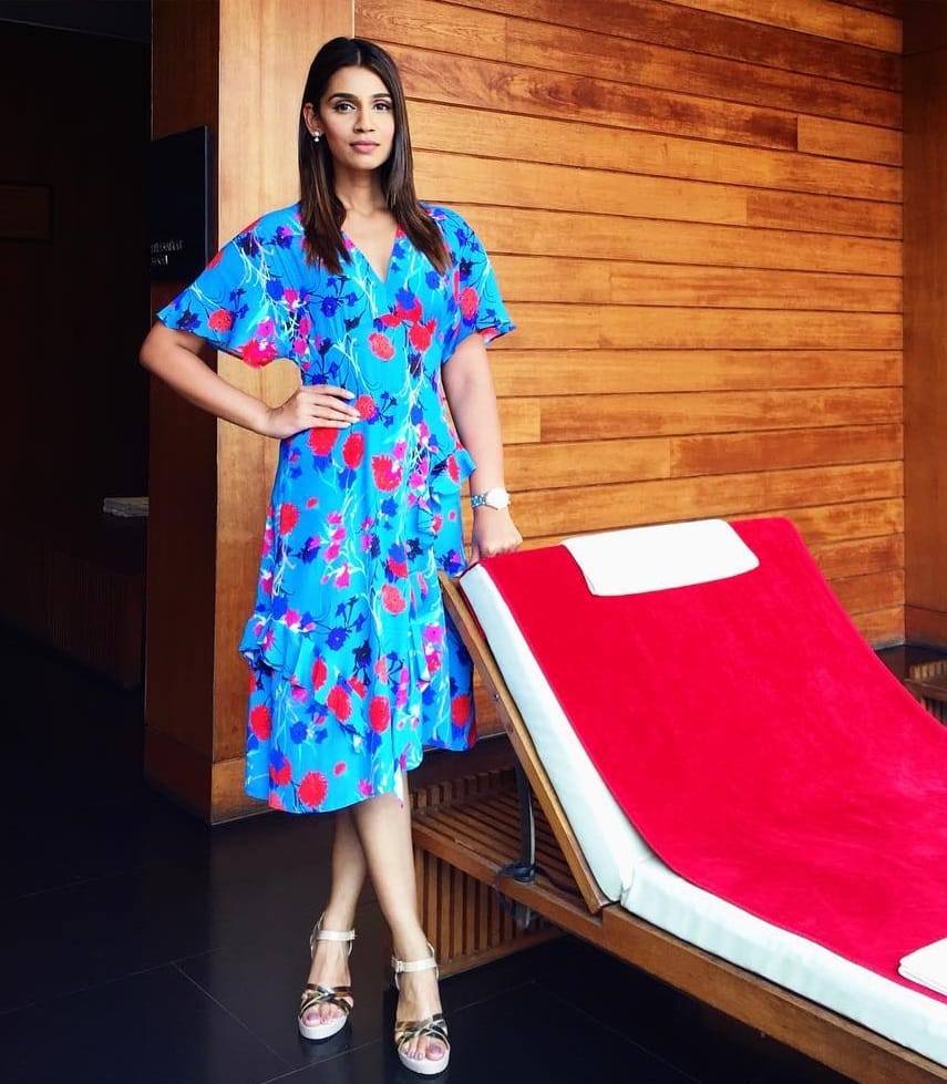 31 Photos Of Sanjana Ganesan The Gorgeous Wife Of Jasprit Bumrah She is known for hosting and anchoring cricket, badminton, and football events for star sports india. 31 photos of sanjana ganesan the