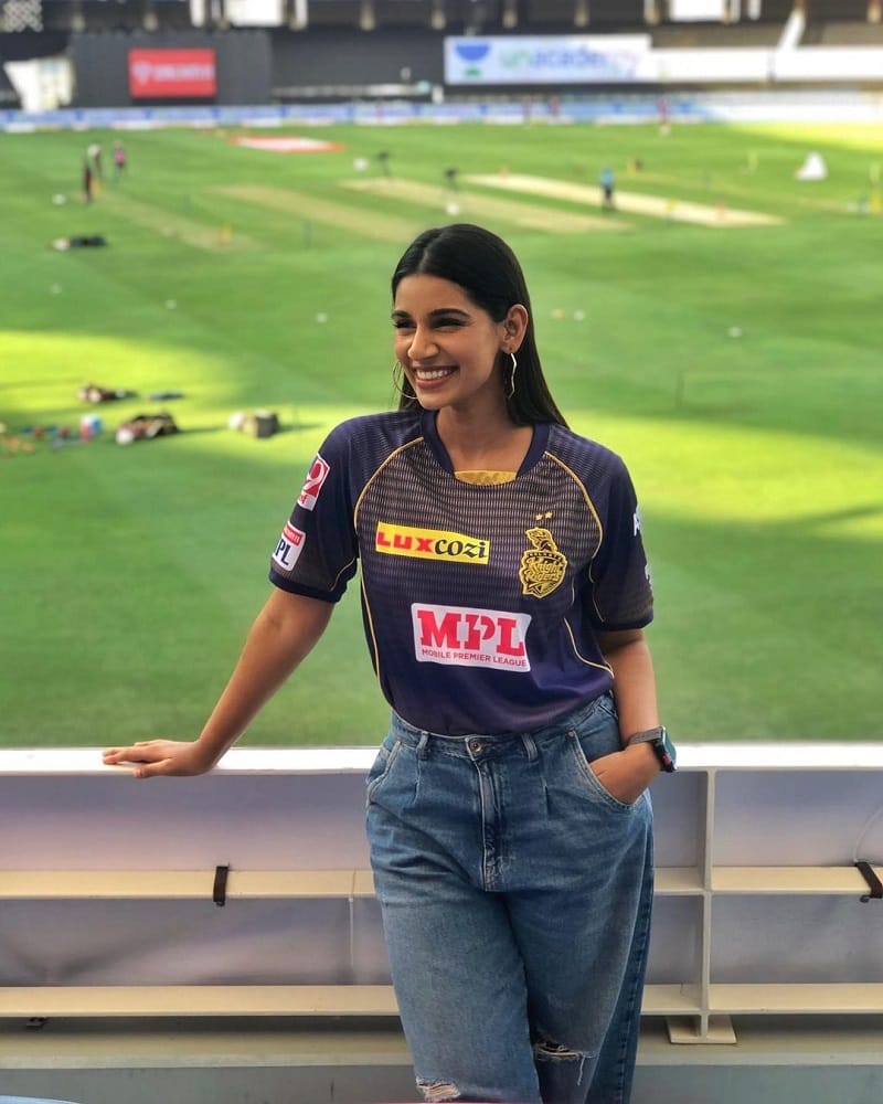 Sanjana Ganesan KKR