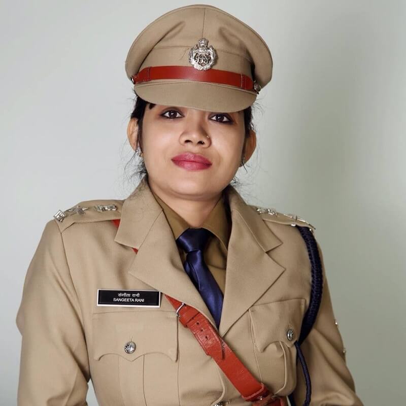 India Best IPS Officers Sangeeta Kalia 