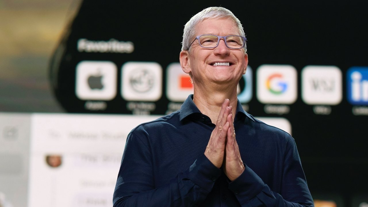 Highest paid CEOs In The World- TIm Cook