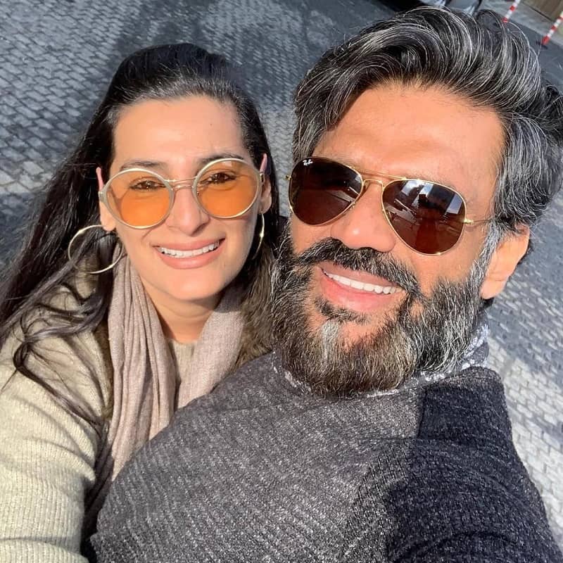 Suniel Shetty wife Mana Shetty