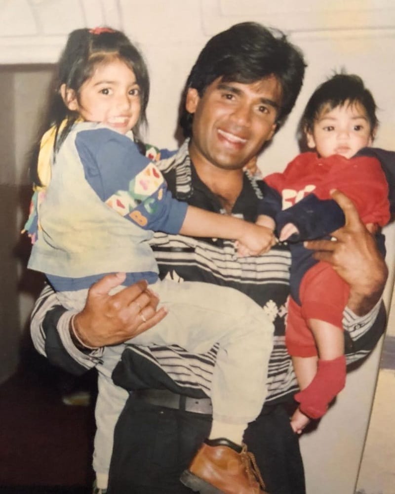 suniel shetty family