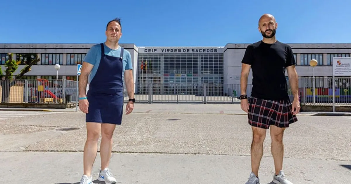 Spain teacher wearing skirts to classroom