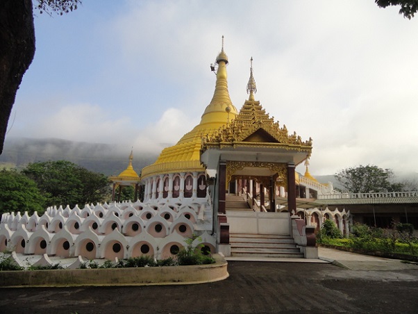 Vipassana Center, Igatpuri