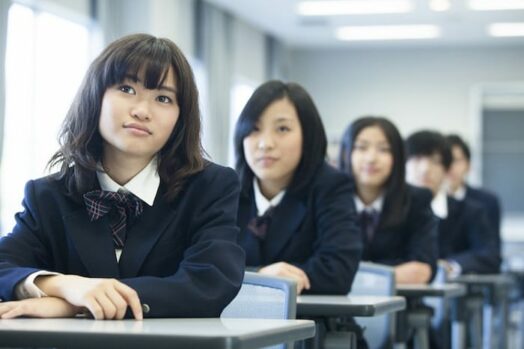 Are Japanese Students Not Allowed To Work