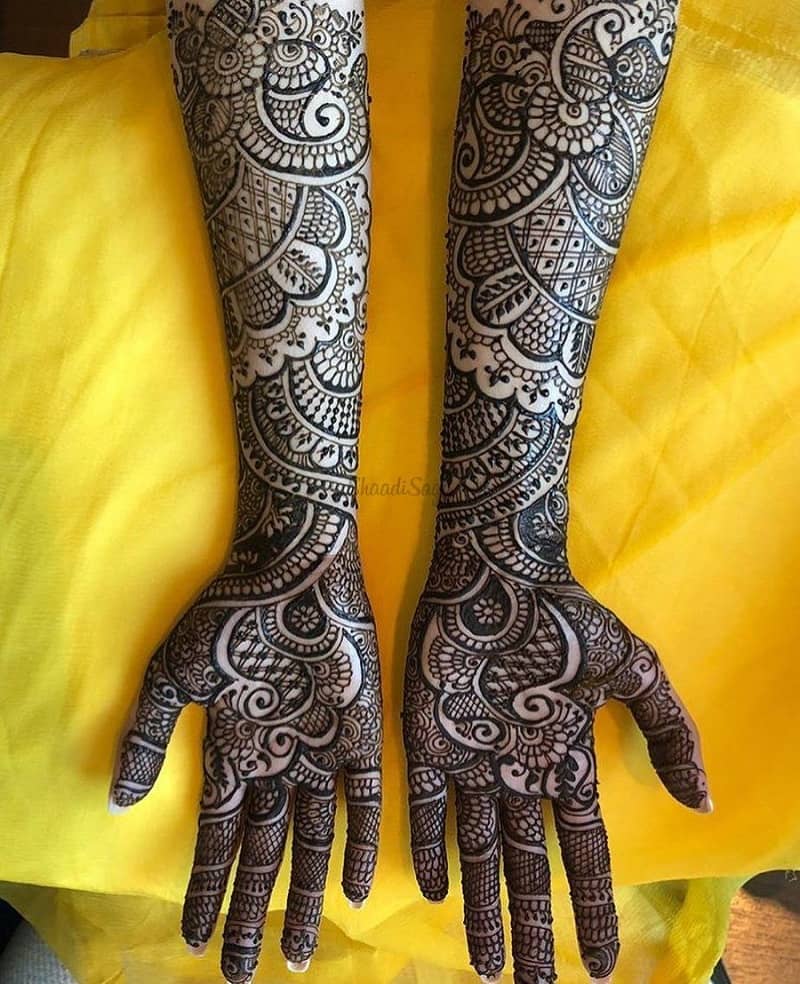 Traditional mehndi design full hand