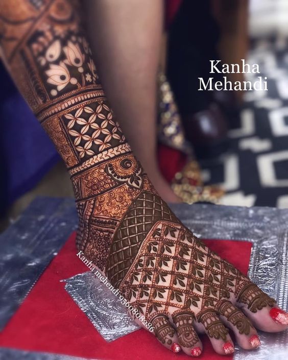 foot mehndi design for Bride