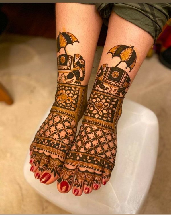 foot mehndi design for Brides