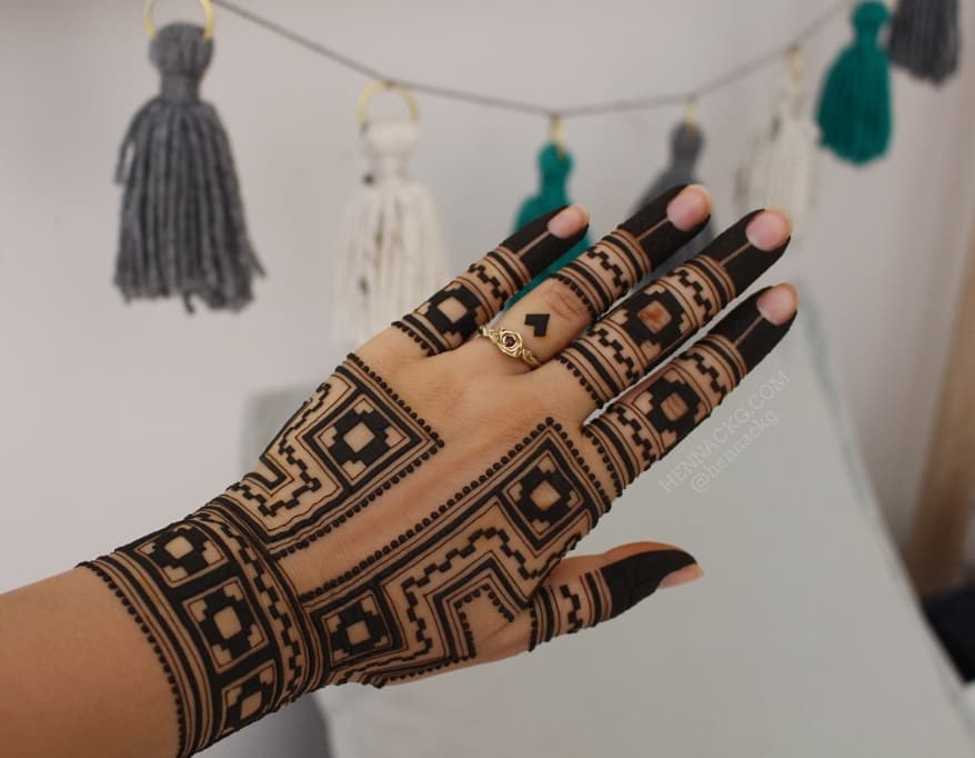 modern abstract mehndi designs