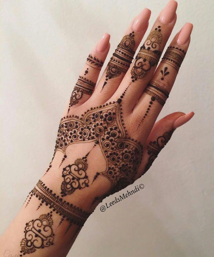 new mehndi design 2022