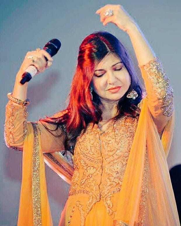 Famous Indian Female Singers - Alka Yagnik