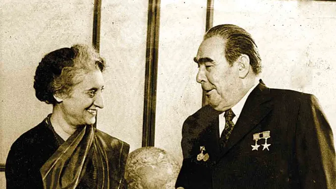 Leonid Brezhnev Indira Gandhi