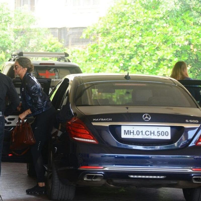 Deepika padukone car - Mercedes Maybach S500