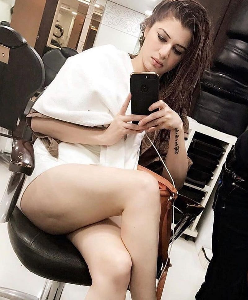 divya bharti cousin - Kainaat Arora Hot