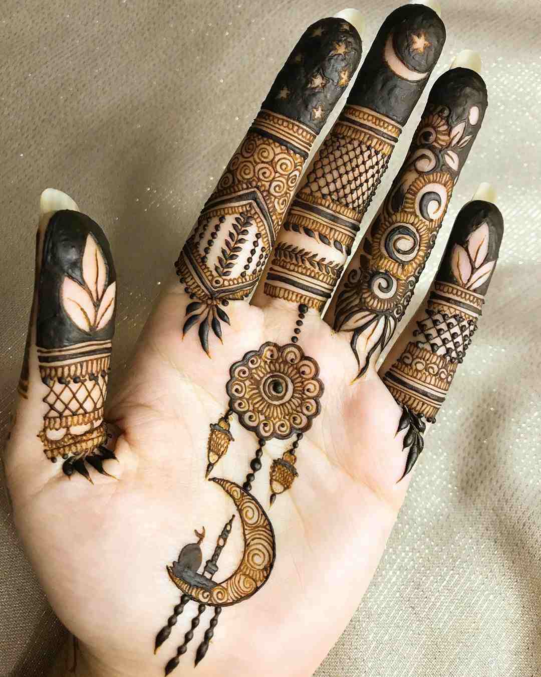 eid-moon-mehndi-design