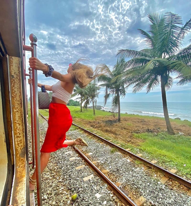 india border countries - Sri Lanka Train