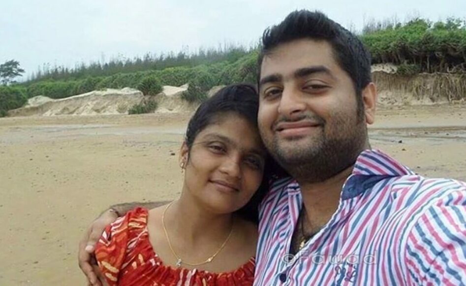 Meet Arijit Singh Wife Koel Roy Who Stays Away From Limelight