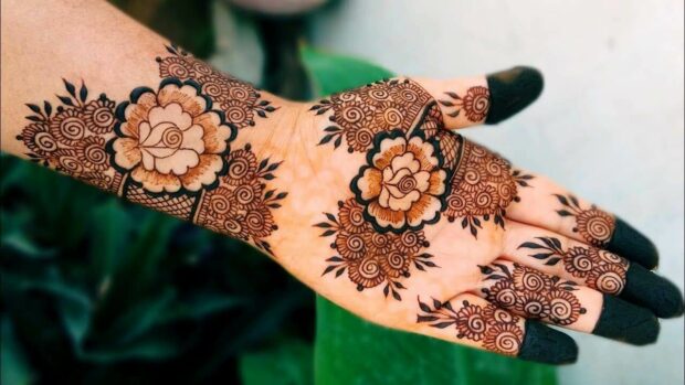 rose mehndi front hand