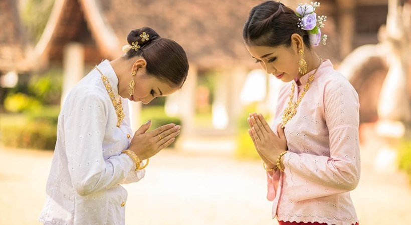 thailand wai greeting