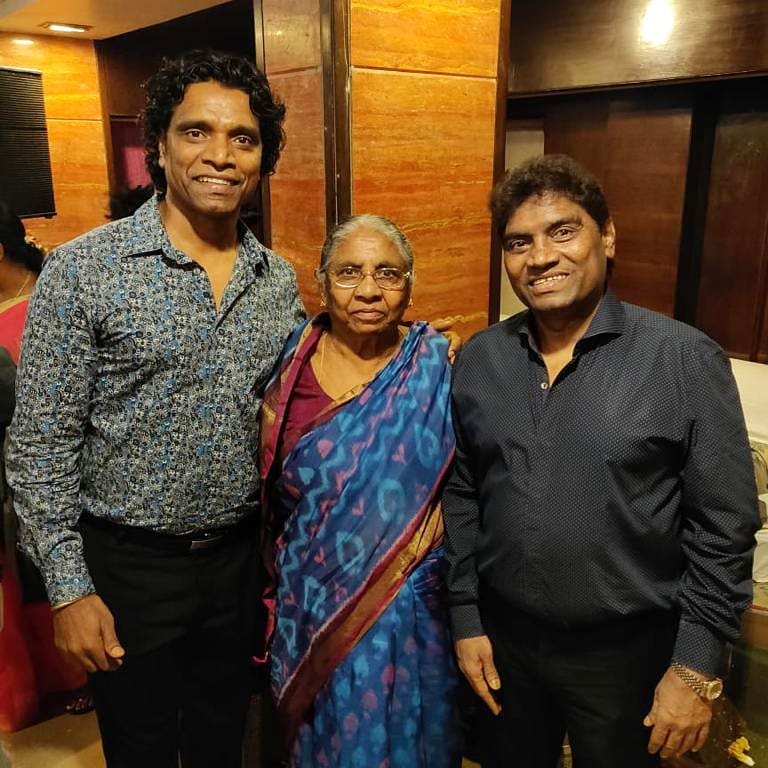 Johnny Lever height