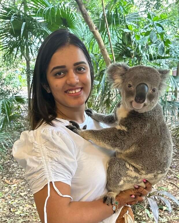 devisha shetty and suryakumar in Australia