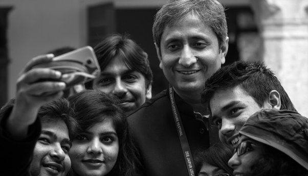 ravish kumar salary