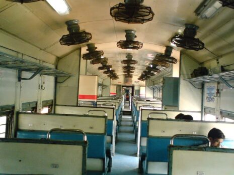 2S Seat In Train - Here Is Everything About Second Sitting In Indian