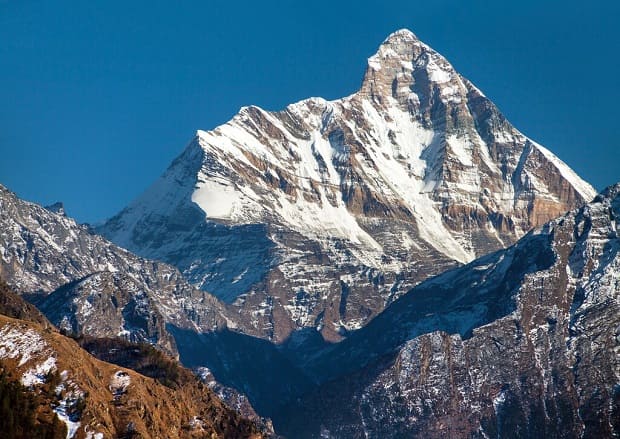 Nanda-Devi-National-Park-India-peak