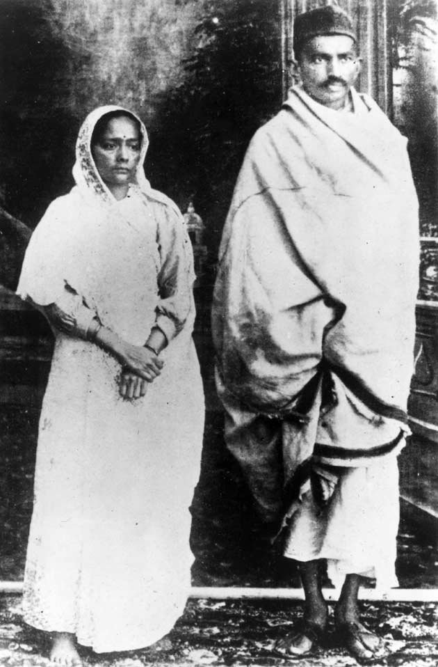 mahatma gandhi with his wife