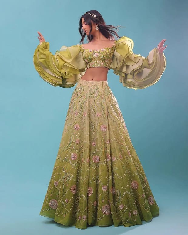 blouse designs for lehenga front and back