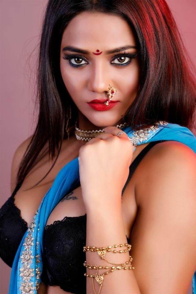 Ruks Khandagale ullu actress
