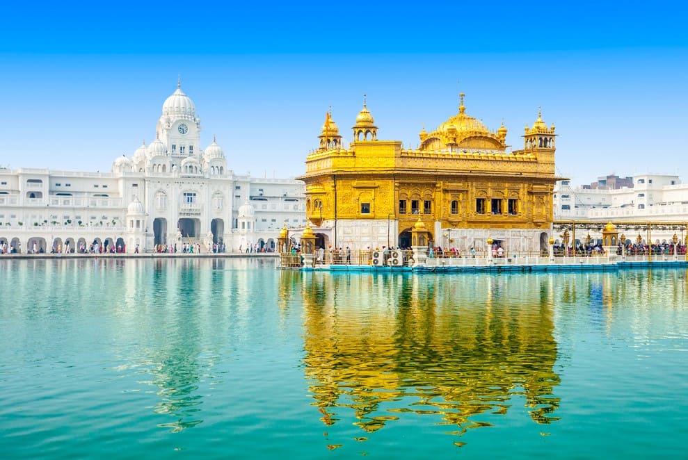 woman denied entry to the golden temple