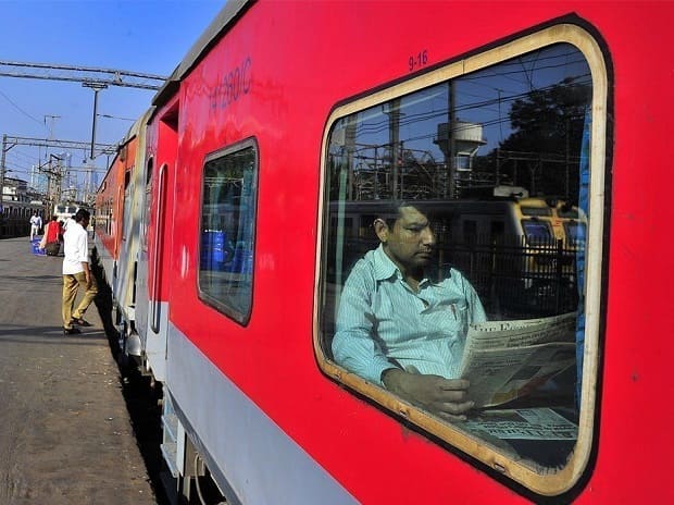 top 10 fastest train in india