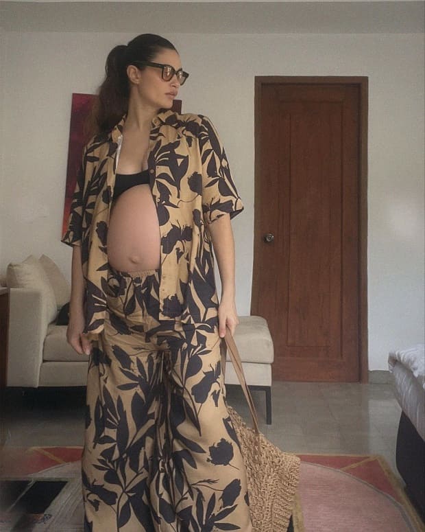 Gabriella Demetriades posts pregnancy pictures