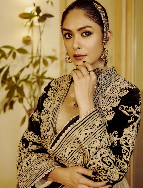 Mrunal Thakur
