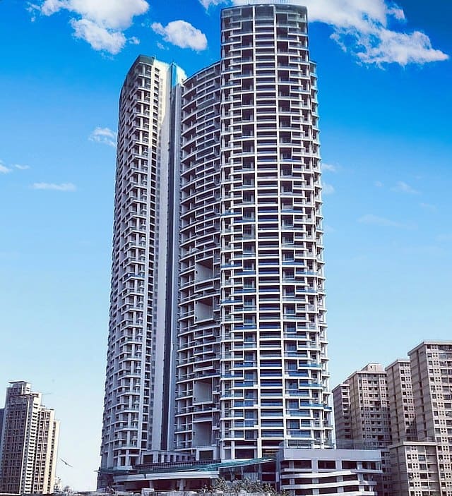 One Avighna park tallest buildings in india