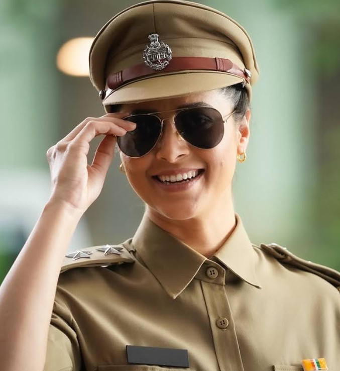 Tejaswini Pandit