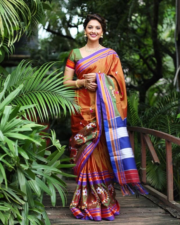tejashri pradhan, marathi beautiful actress