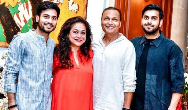 anil-ambani-family