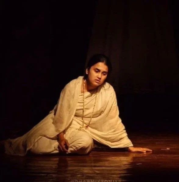 anushka kaushik theatre artist