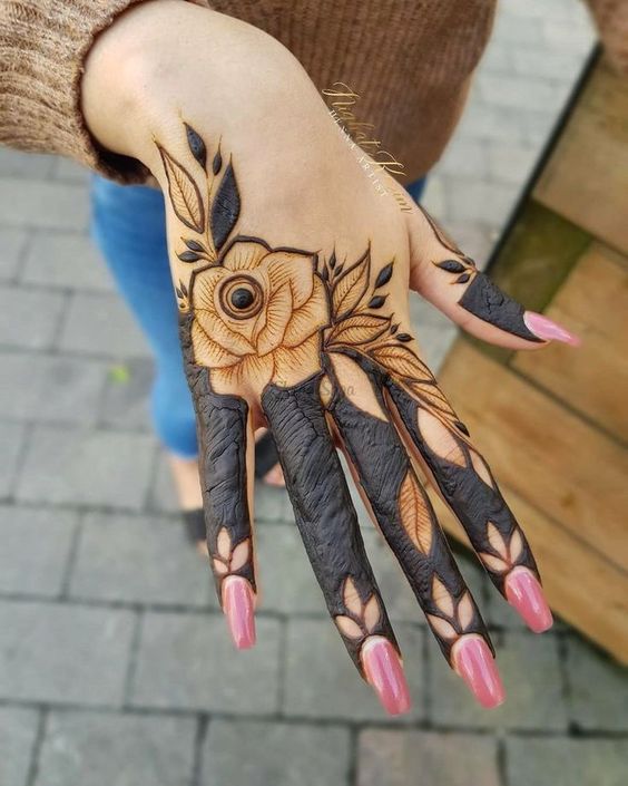 back hand finger mehndi design