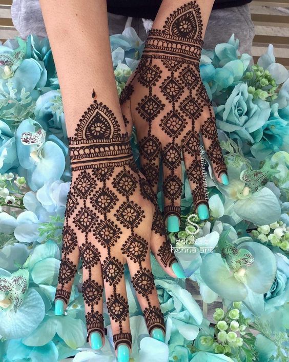 beautiful finger mehndi