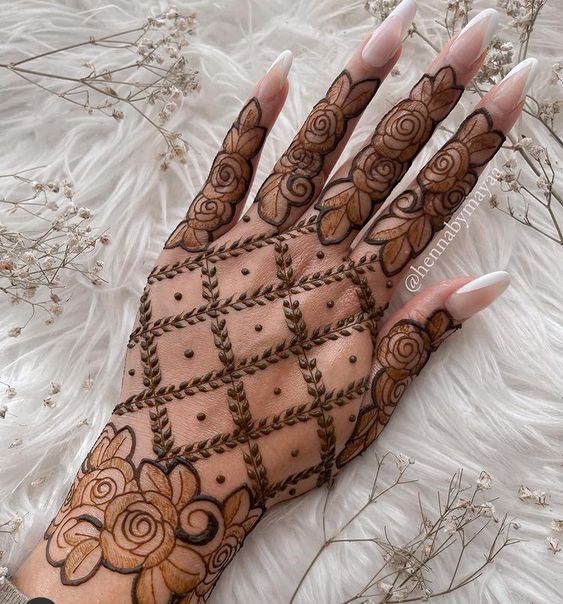 criss cross mehendi design