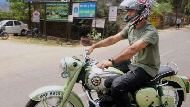 dhoni on bike